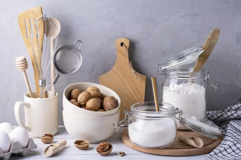 Chic & Sleek: Kitchen Canisters for Every Style!